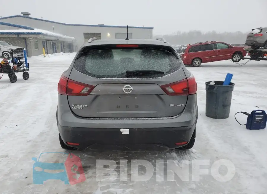 JN1BJ1CR1HW123890 Photo# 6