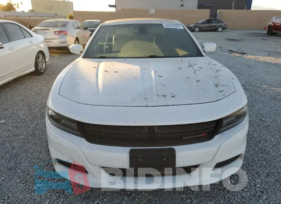 2C3CDXBG5KH653009 Photo# 5