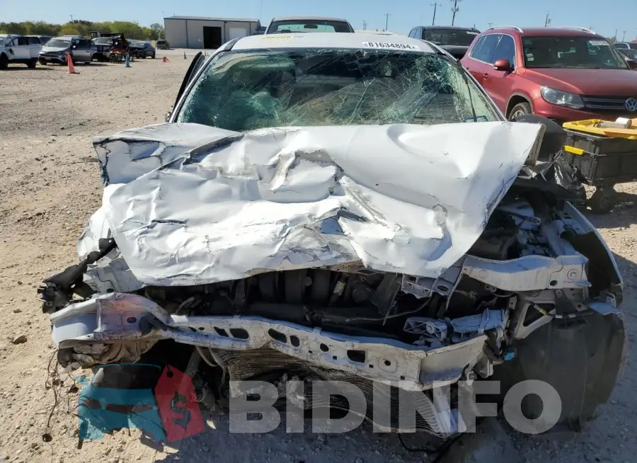 1FADP3E29GL262560 Photo# 5