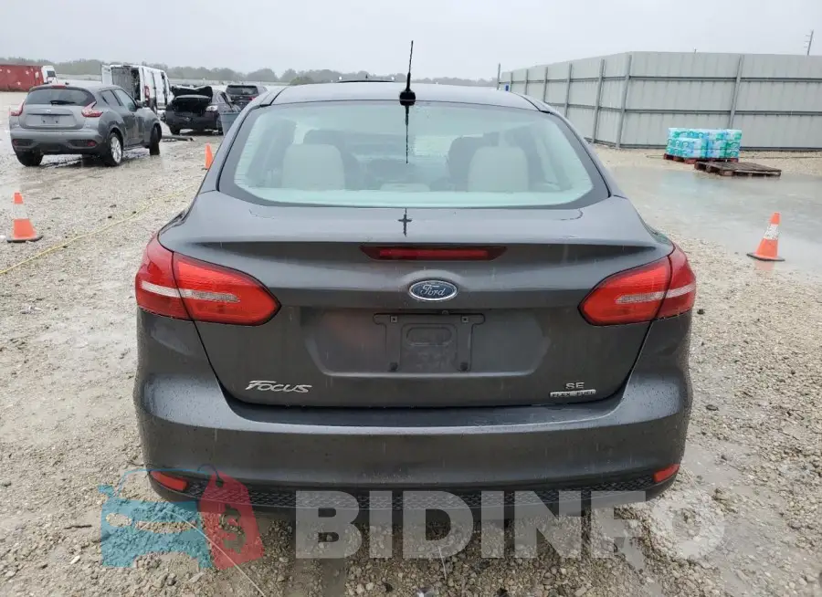 1FADP3F20GL385792 Photo# 6