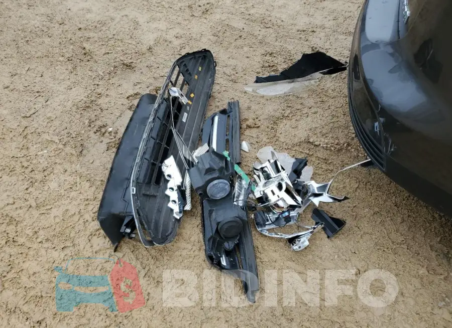 1FADP5AU7HL114234 Photo# 13