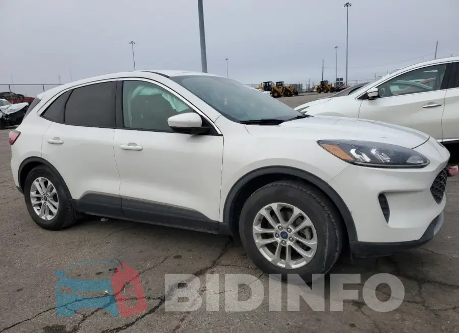 1FMCU0G60LUA61885 Photo# 4