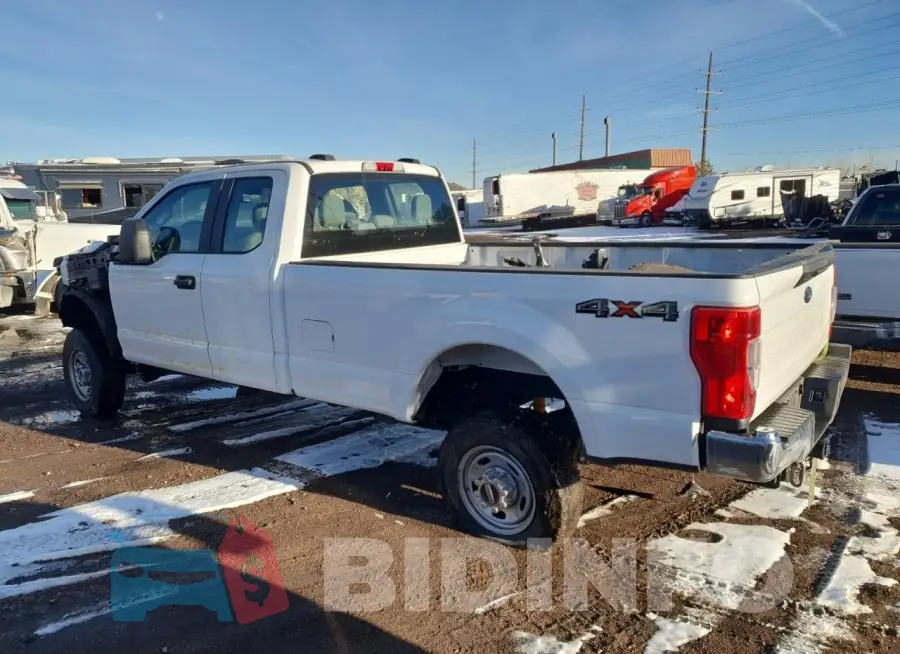 1FT7X2BN7MED47932 Photo# 2