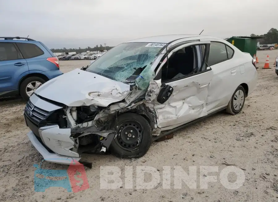 ML32FUFJ4PHF01635 Photo# 1