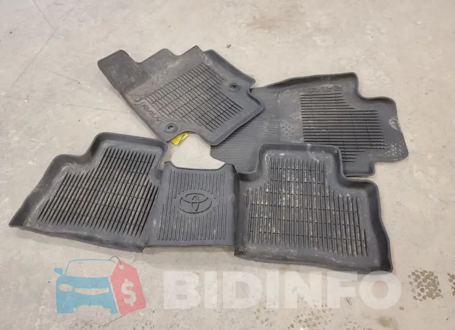 2T3F1RFV6RW413189 Photo# 13