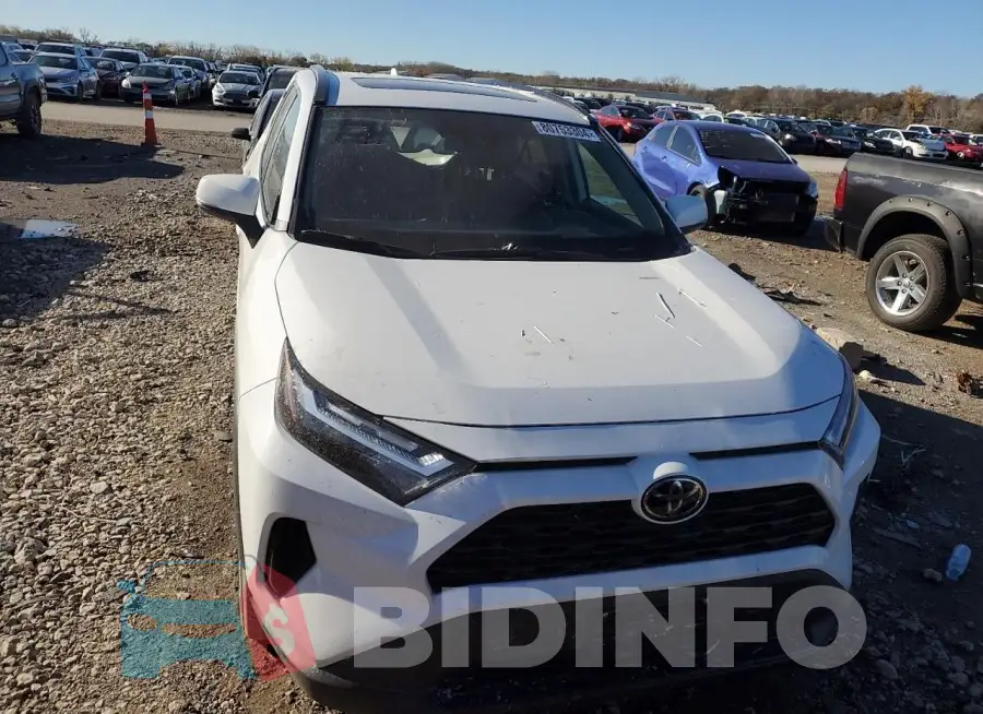 2T3P1RFV1RC410982 Photo# 5