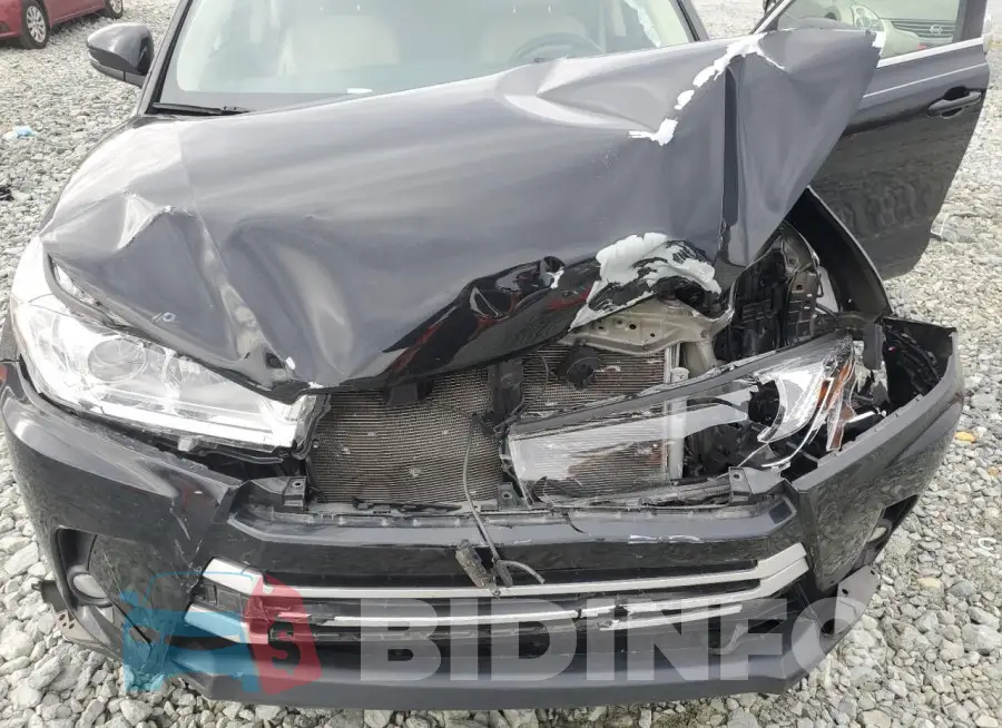 5TDJZRFH0JS846865 Photo# 12