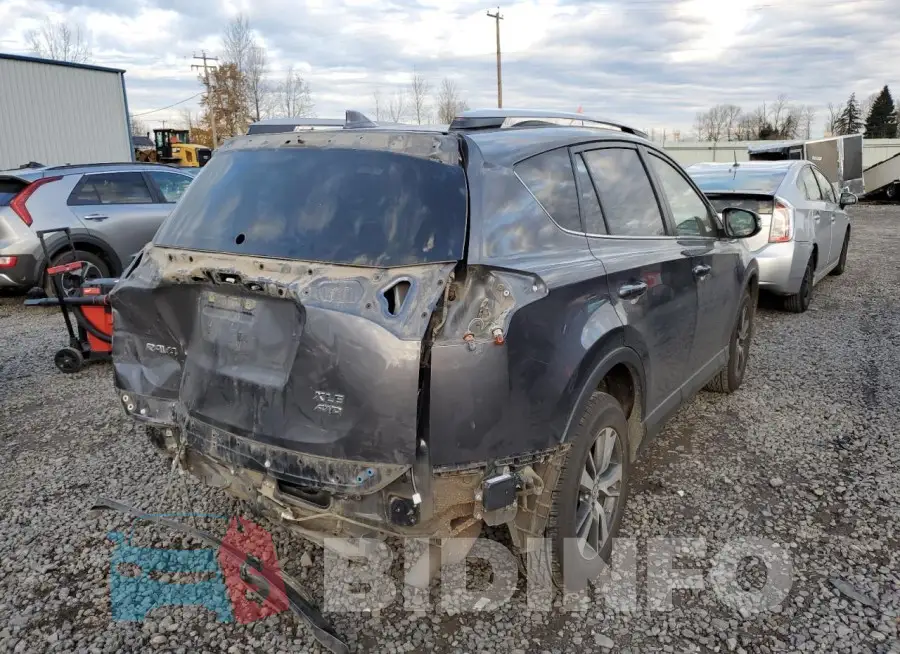JTMRFREV3JD230933 Photo# 3