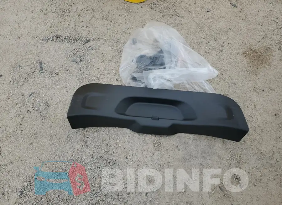 JTND4MBE8S3233157 Photo# 12