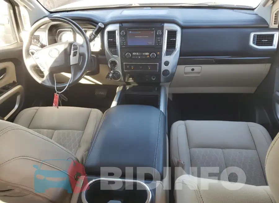 1N6AA1E5XHN522352 Photo# 8
