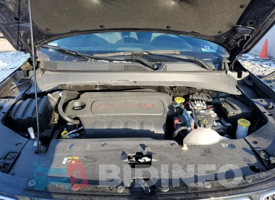 3C4NJDCB8MT530975 Photo# 12