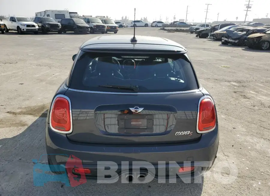 WMWXP7C50J2A48193 Photo# 6