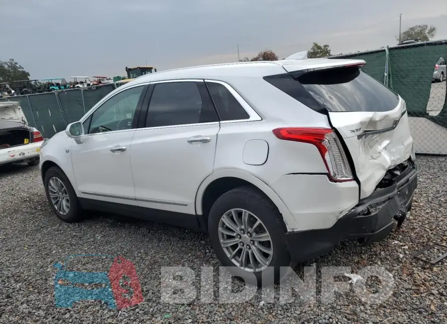1GYKNCRSXJZ184127 Photo# 2