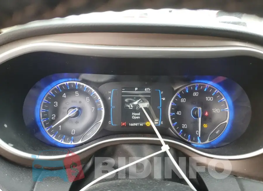 2C4RC1BG2JR112157 Photo# 9