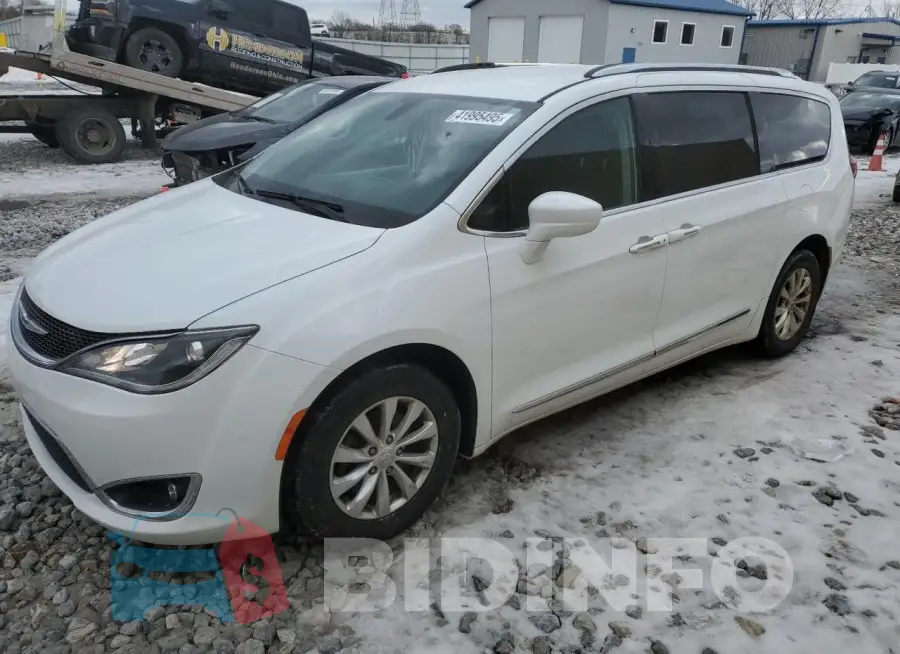 2C4RC1BG2JR112157 Photo# 1
