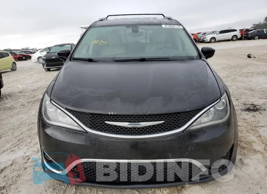 2C4RC1EG8HR528039 Photo# 5
