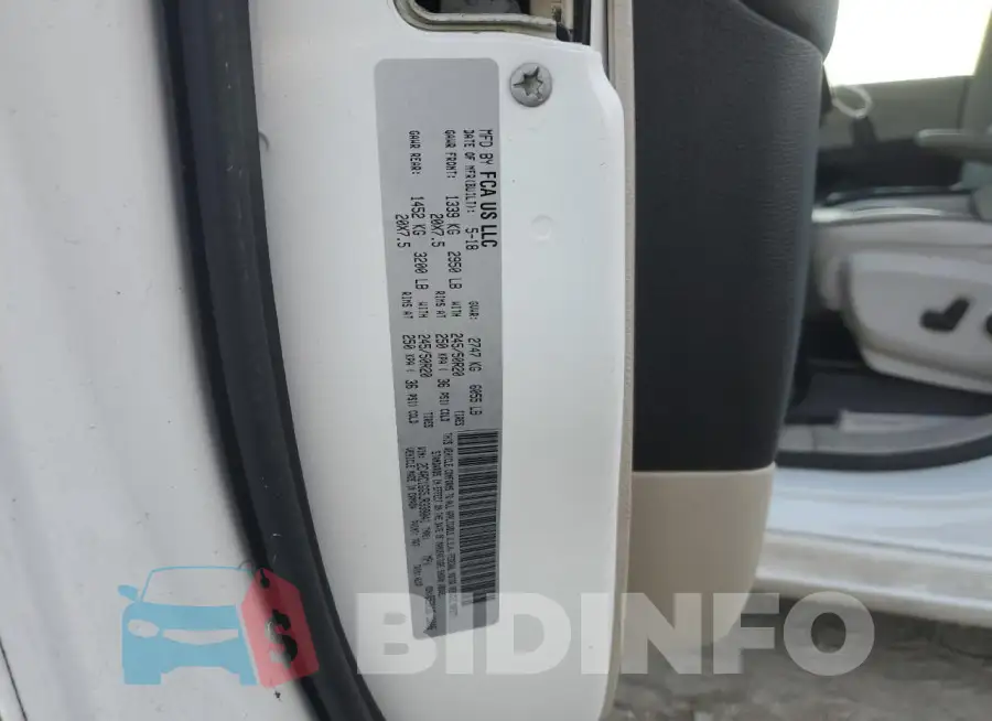 2C4RC1GG5JR338041 Photo# 13