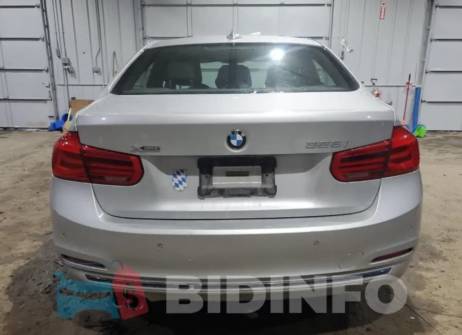 WBA8E3G52GNT79942 Photo# 6