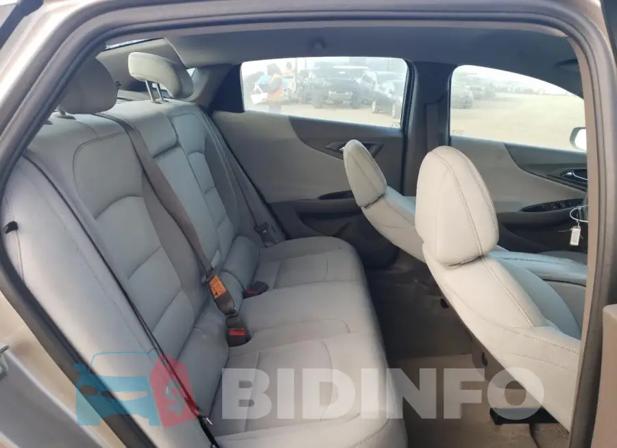 1G1ZD5ST1NF172020 Photo# 10