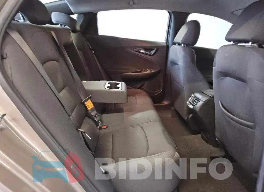 1G1ZD5ST6PF140439 Photo# 10
