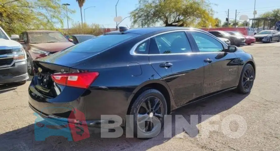 1G1ZD5ST9JF220423 Photo# 4