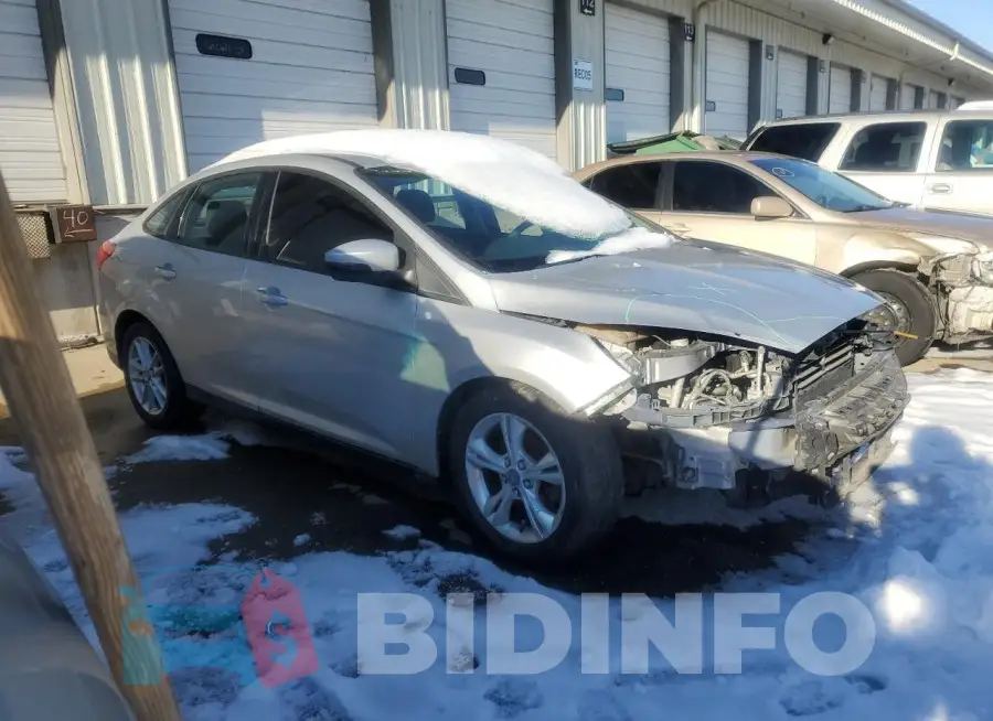 1FADP3F23GL263413 Photo# 4