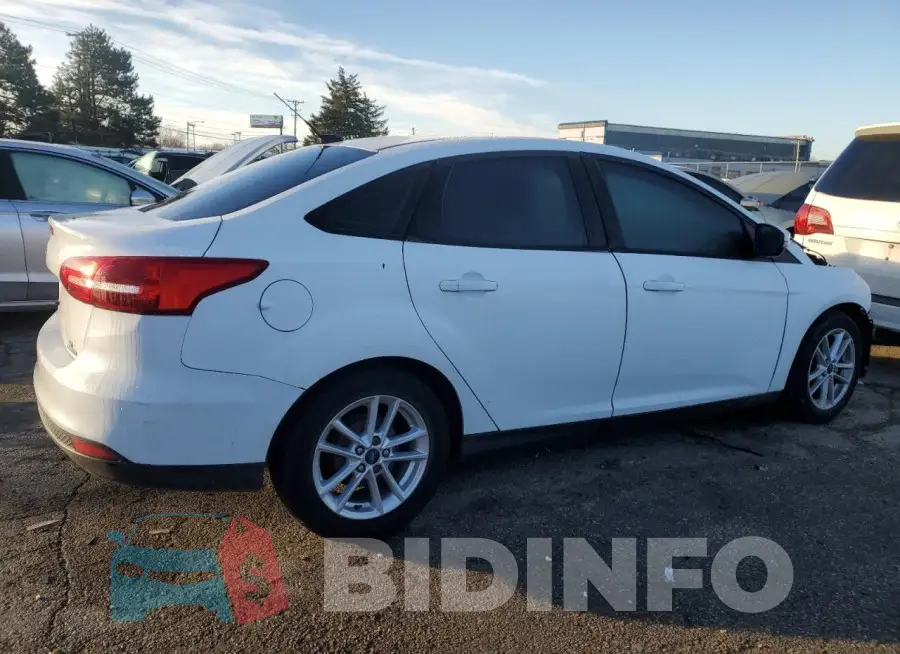1FADP3F23GL320354 Photo# 3