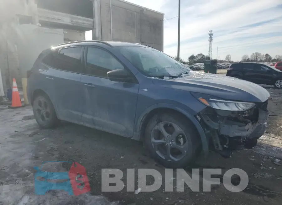 1FMCU0MN2RUA13082 Photo# 4