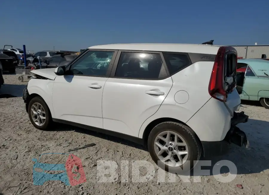 KNDJ23AU6N7155233 Photo# 2