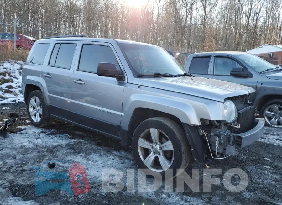 1C4NJPBB5GD651587 Photo# 4