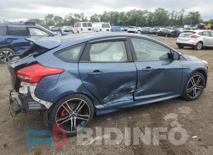 1FADP3L96JL332393 Photo# 3
