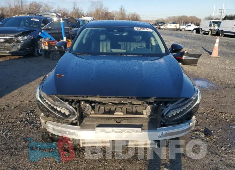 1HGCV2F92MA033647 Photo# 5