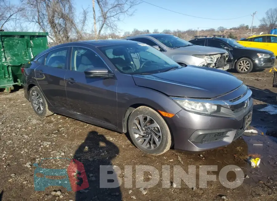 2HGFC2F72GH526414 Photo# 4