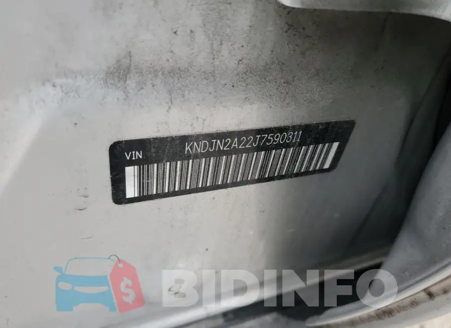KNDJN2A22J7590311 Photo# 12