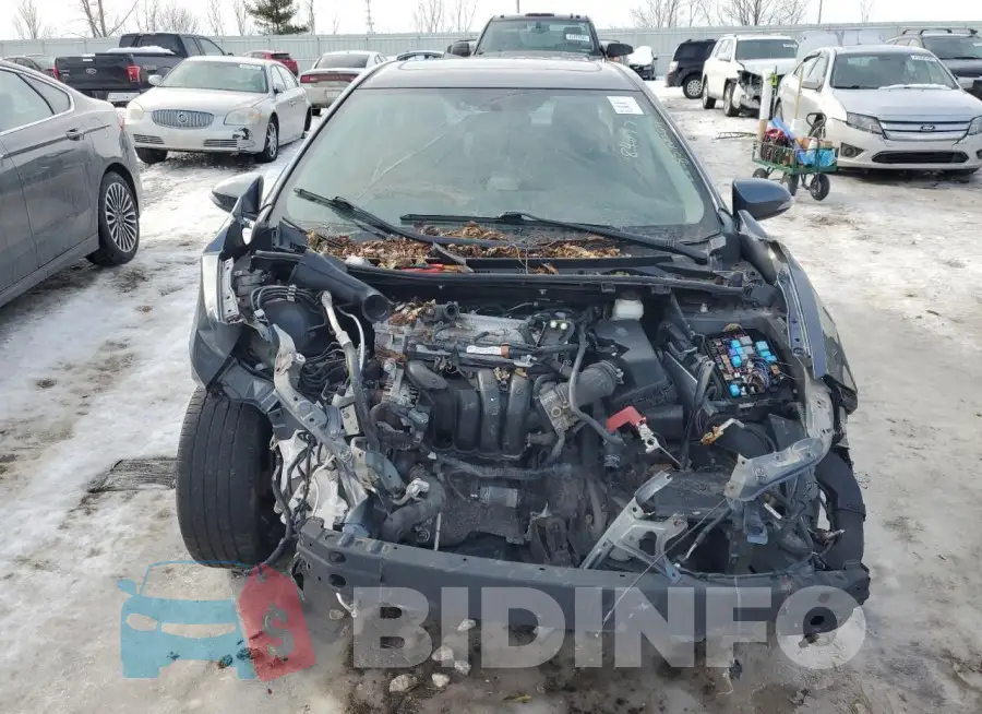 2T1BURHE9GC525897 Photo# 5