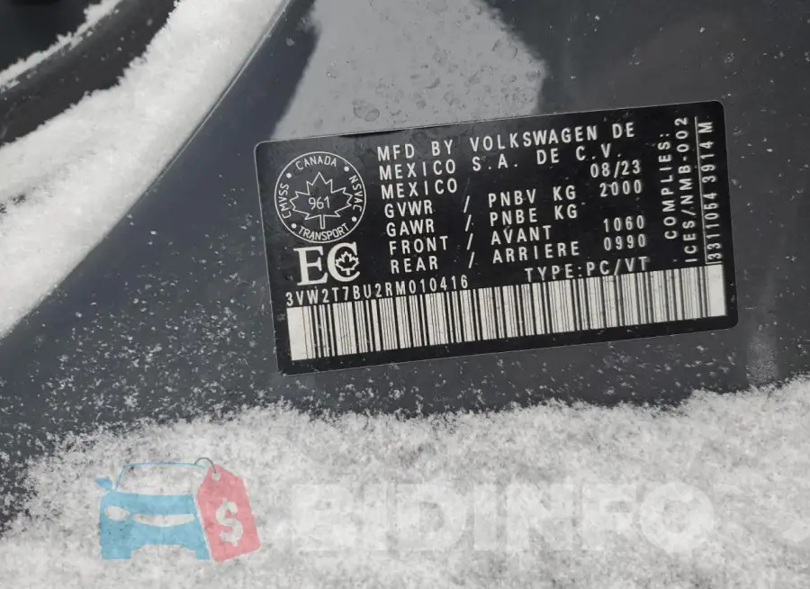 3VW2T7BU2RM010416 Photo# 13