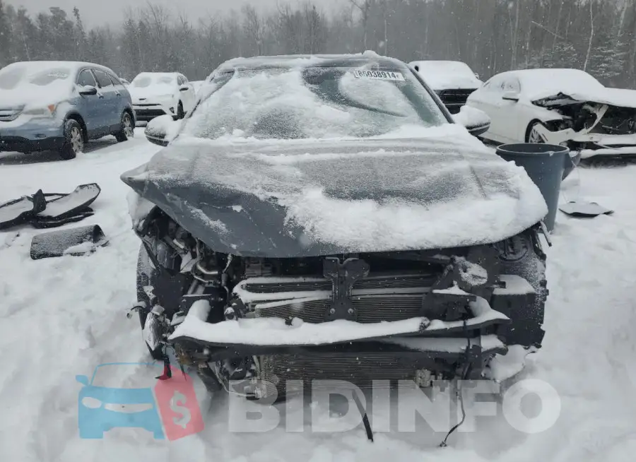 3VW2T7BU2RM010416 Photo# 5