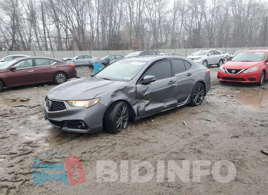 19UUB1F63KA000652 Photo# 1