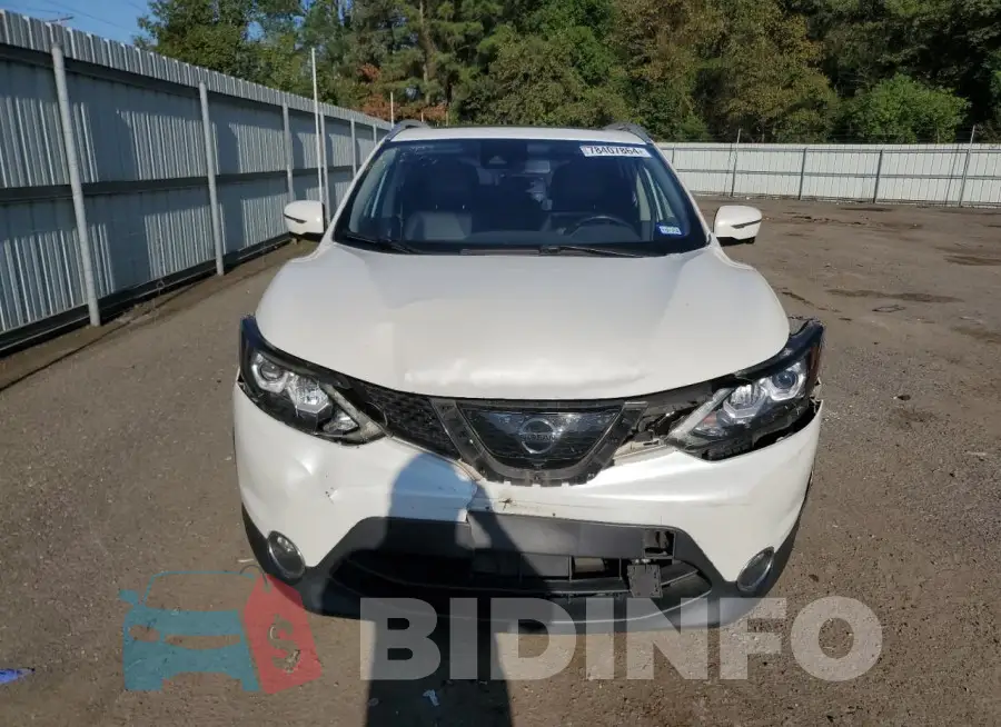 JN1BJ1CR2HW113207 Photo# 5