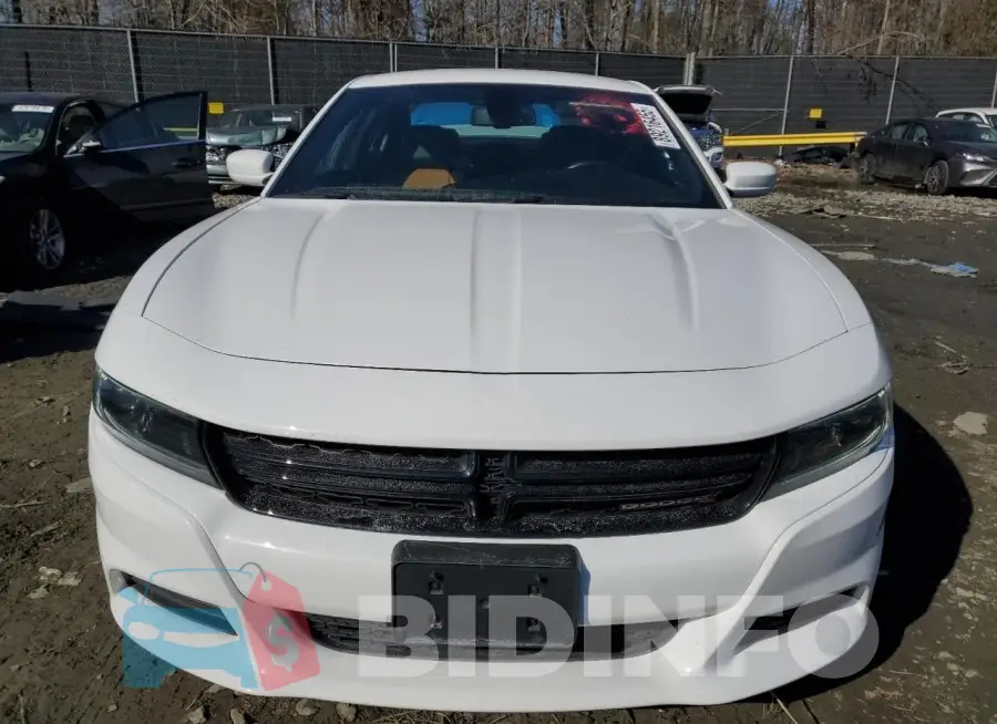 2C3CDXBG5NH264567 Photo# 5