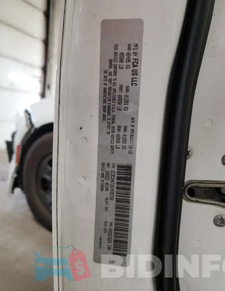2C3CDXKT2KH535769 Photo# 13