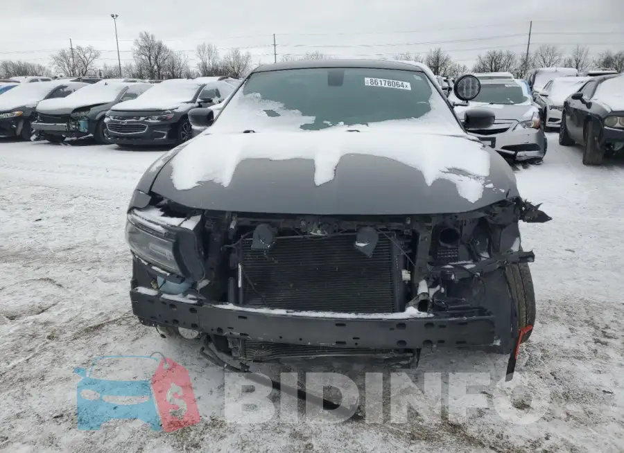 2C3CDXKTXKH511252 Photo# 5