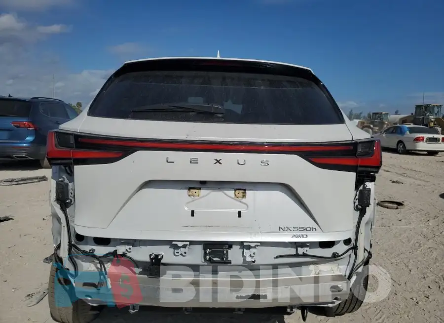 JTJHKCEZ6R5010518 Photo# 6