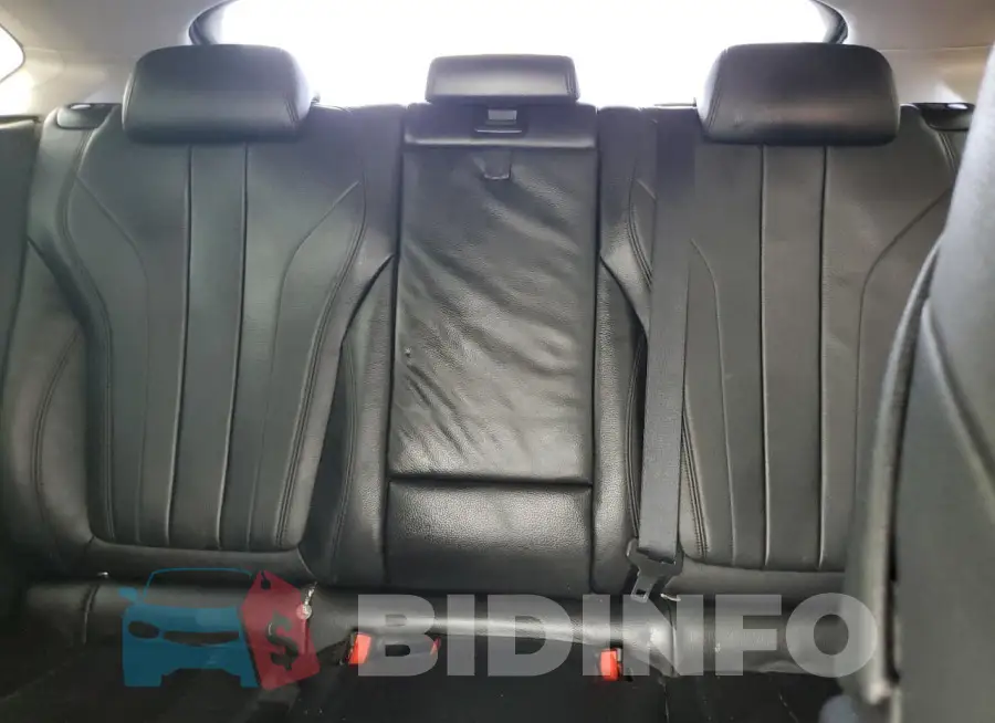 5UXKU2C58G0N82275 Photo# 10
