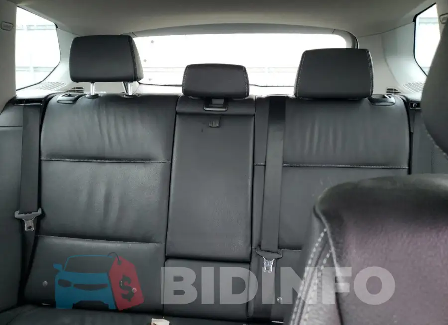 5UXWX9C3XH0W69886 Photo# 10