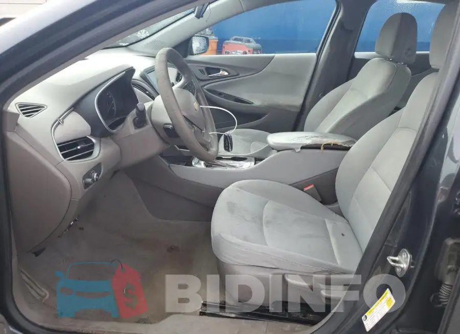 1G1ZB5ST1HF117285 Photo# 7