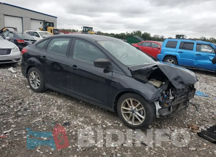 1FADP3F21JL272702 Photo# 4