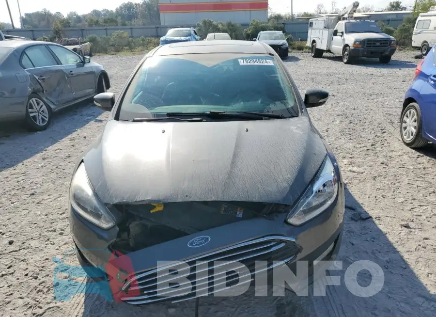 1FADP3N21JL251897 Photo# 5