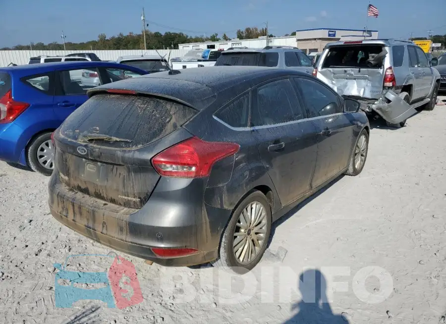1FADP3N21JL251897 Photo# 3