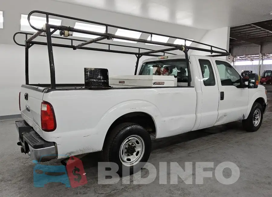 1FT7X2A63GEA45049 Photo# 3